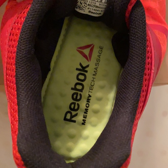 MEN’s REEBOK Running Shoe (RED) size 10 - Picture 5 of 7
